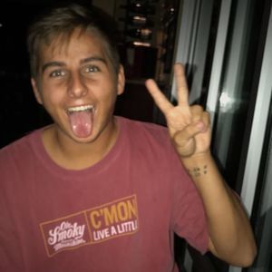 Meet your Posher, Logan